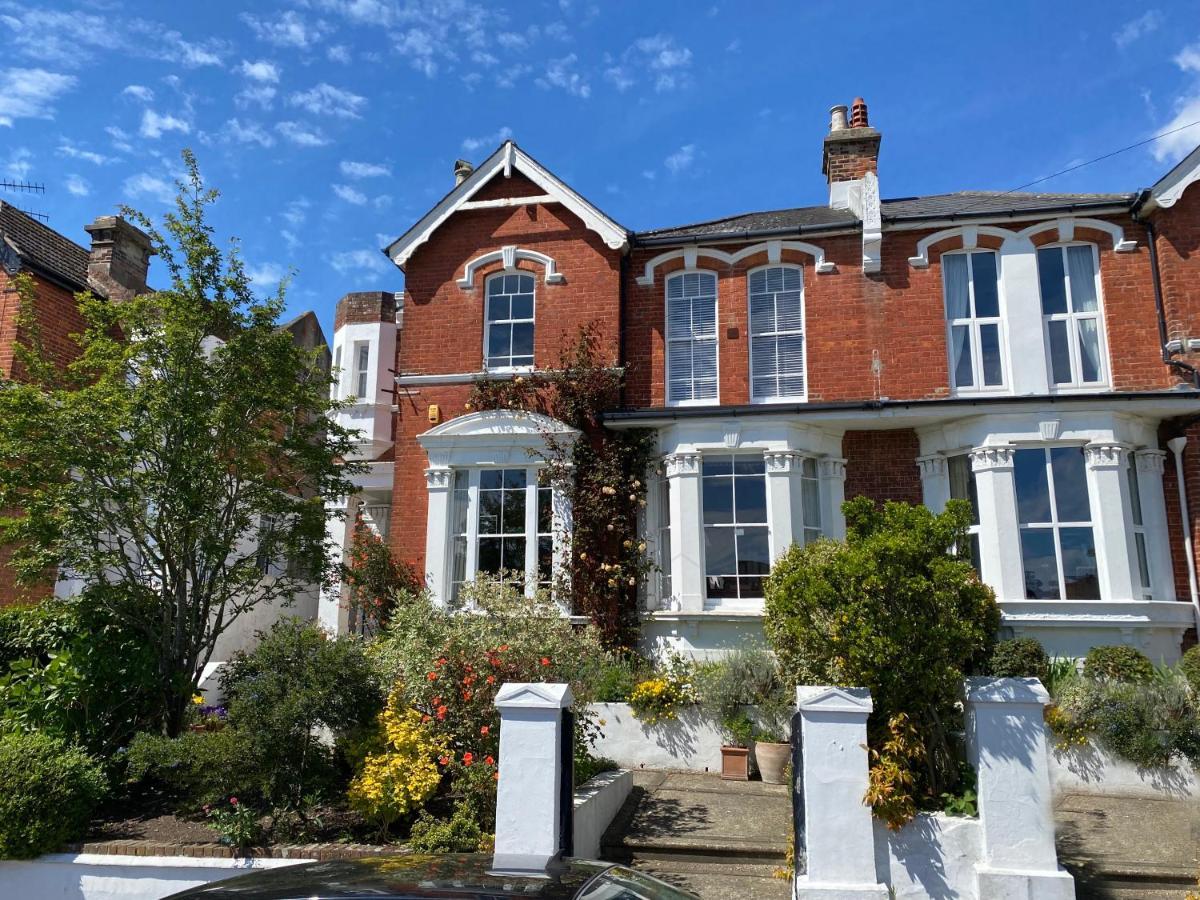 헤이스팅스 Anne'S House B&B 외부 사진